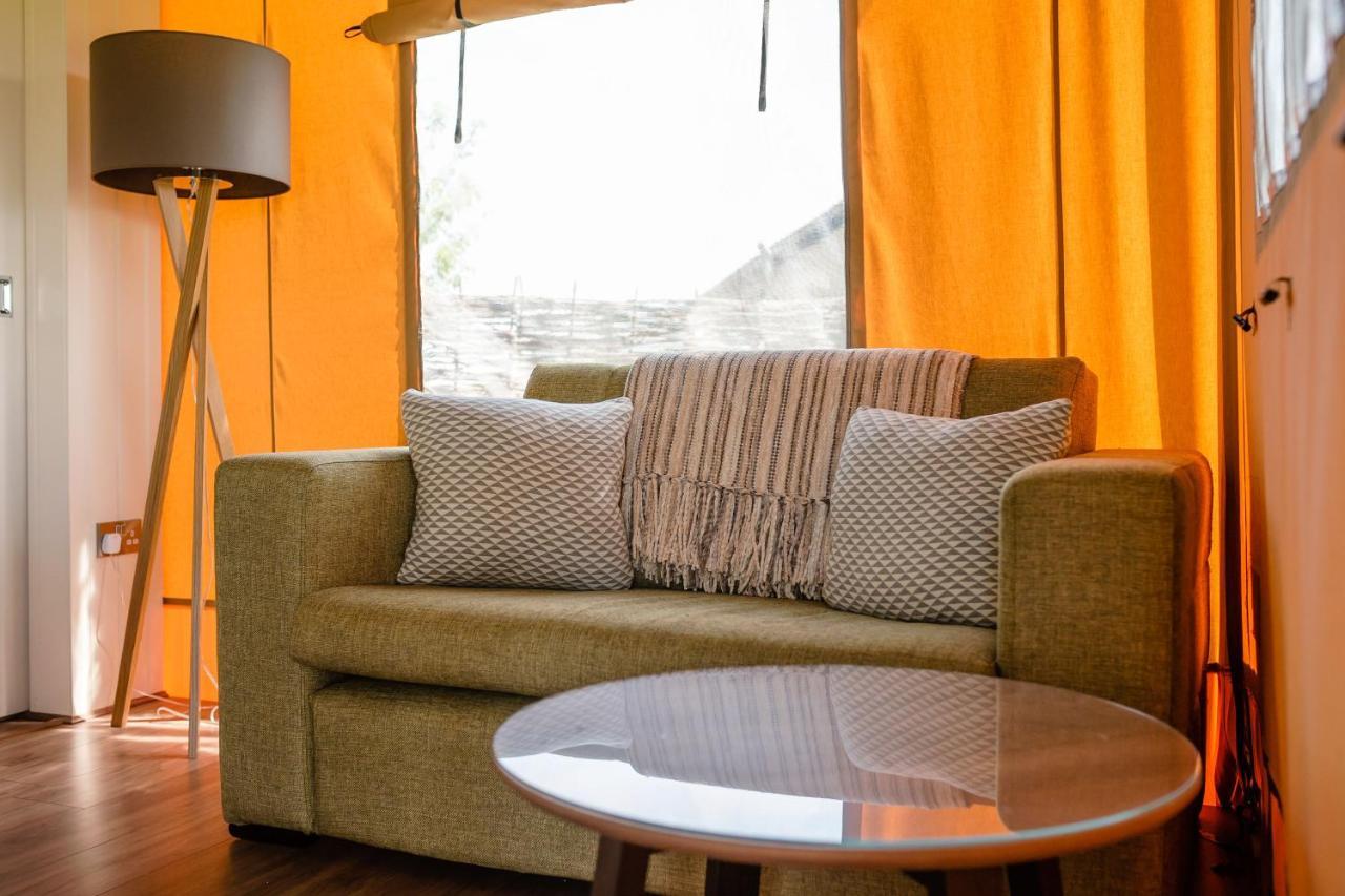 Hencote Vineyard Glamping Village Шрусбері Екстер'єр фото
